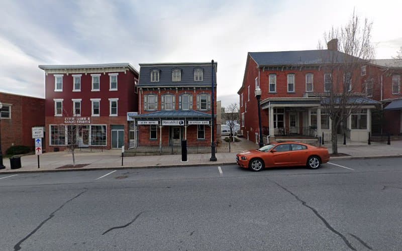 Myers & Bell Insurance logo