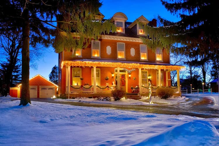 Bella Vista Bed & Breakfast logo
