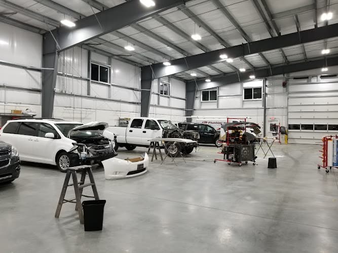 Tim's Body Shop LLC logo