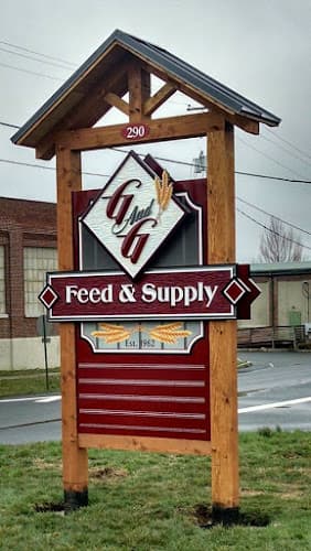 G & G Feed & Supply logo