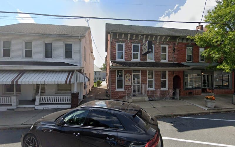 Mera Insurance Agency logo