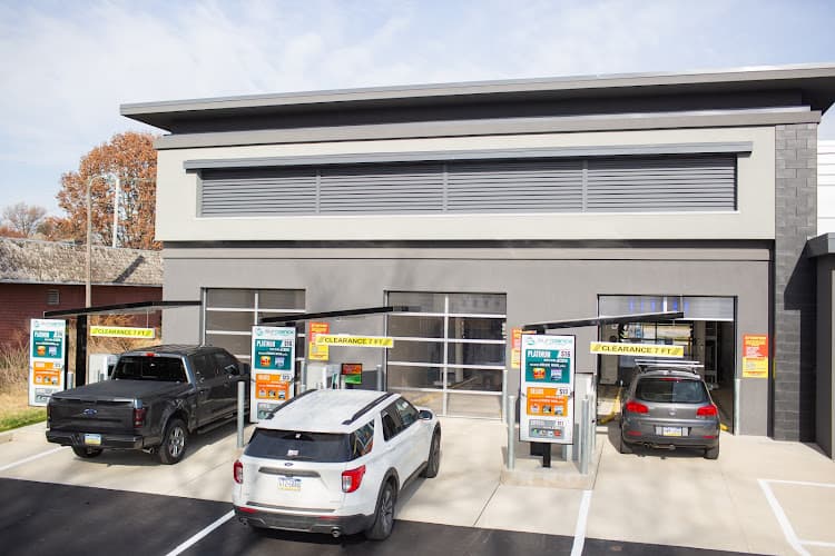 Sundance Car Wash logo