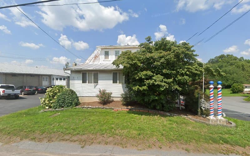 Leacock Barber Shop logo