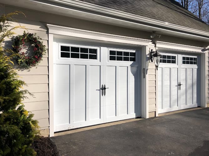 E&E General Contracting logo