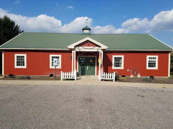 Country Paws Inn logo