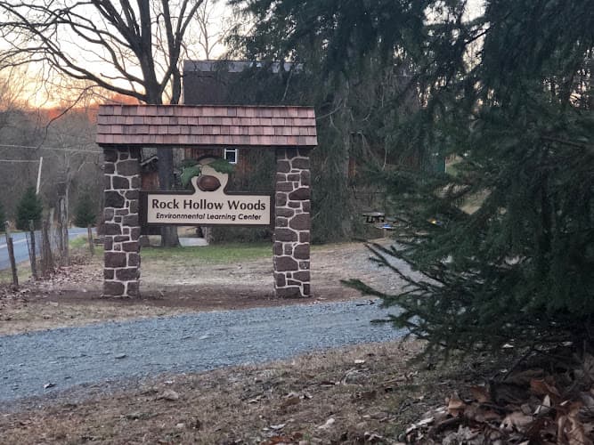 Rock Hollow Woods Environmental Learning Center Logo