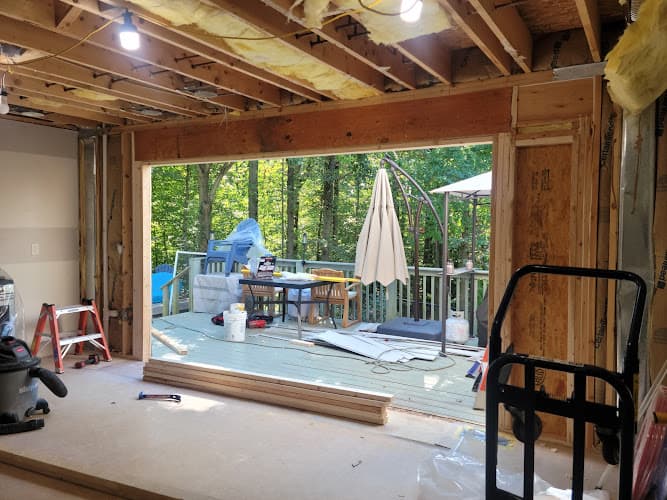 Timber Ridge Contracting logo