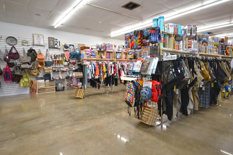Fashion Cents $20 or Less Outlet logo