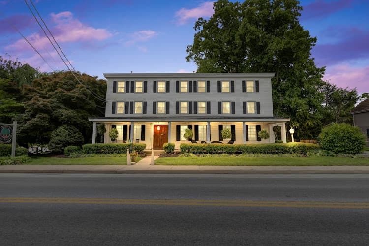The Inn At Twin Linden logo