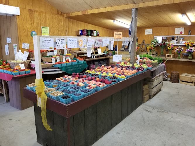 Wayside Produce (Farm Market) logo