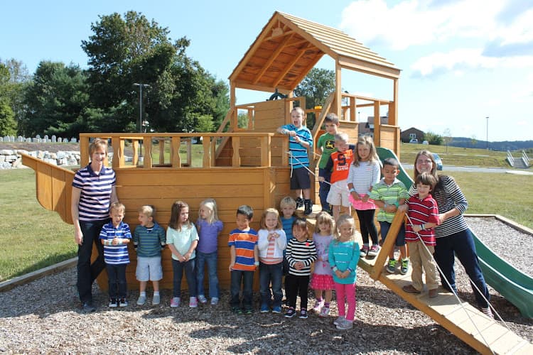 Pine Grove Preschool logo