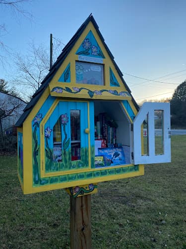Ellyn Honey’s Little Free Library #99929 Logo