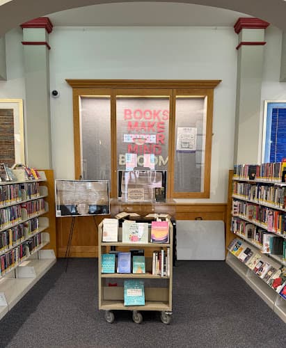 Reading Public Library logo