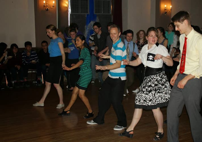 Swing Kat Entertainment logo