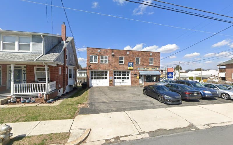 Farmers Insurance - Brenda Bechtel logo