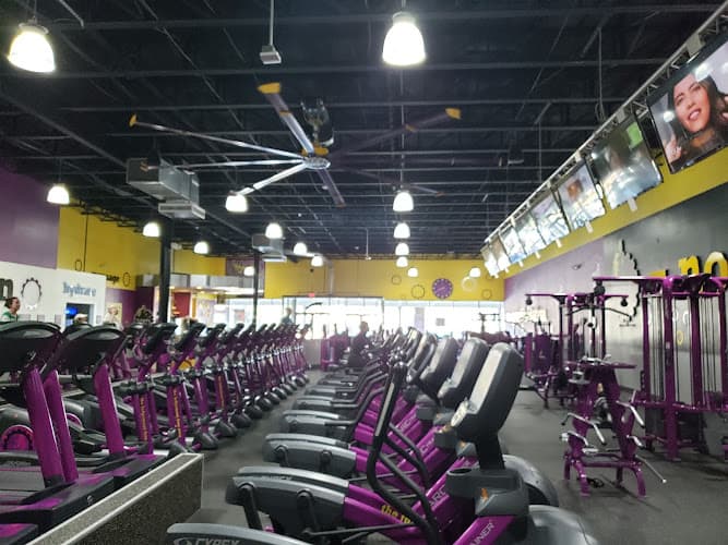 Planet Fitness logo