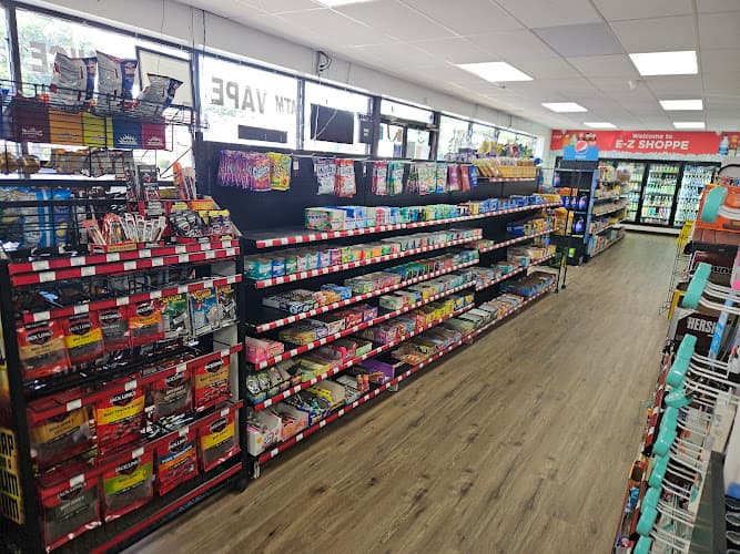 E-Z Shoppe Tobacco Convenience smoke & vape Logo