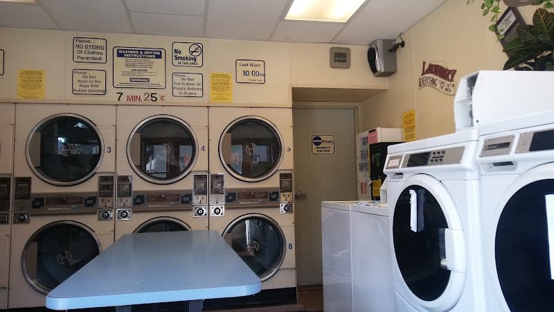 West Reading Laundromat logo