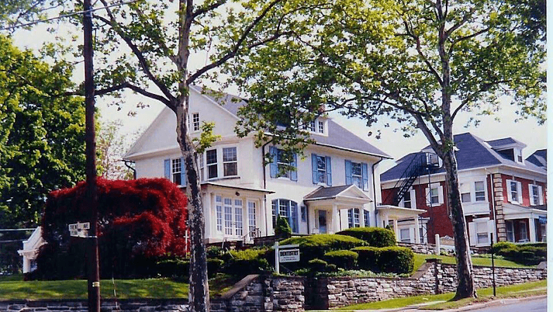 Hassler Family Dentistry logo