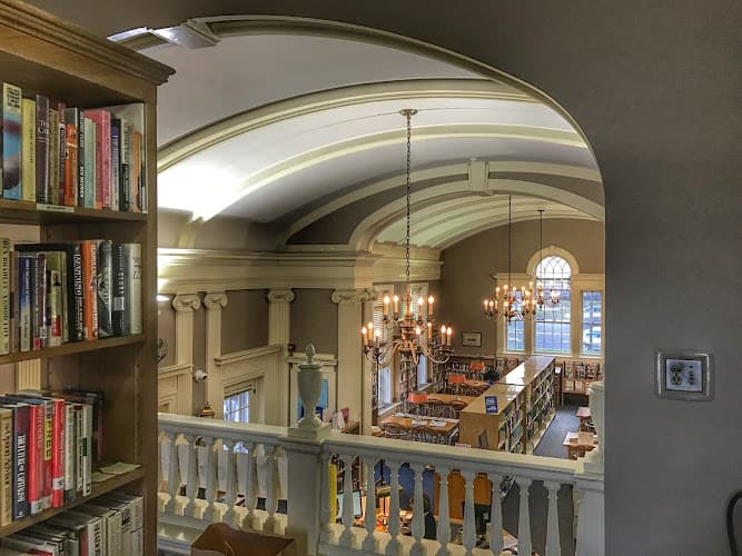 Wyomissing Public Library logo