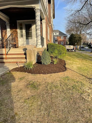 Sims Lawn and Landscaping, LLC logo