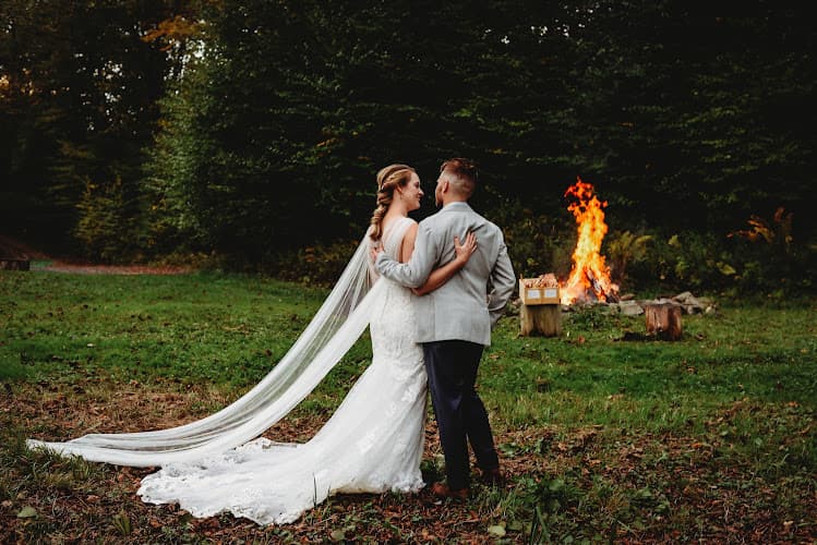 Just Breathe. Weddings & Events logo