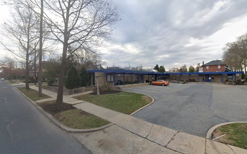 Dr. Robert Wunsch logo