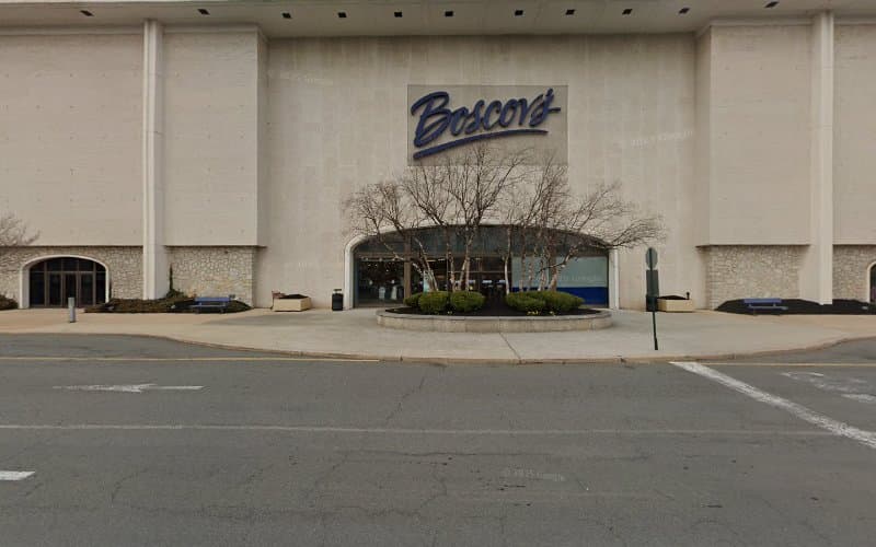 Boscov's Travel logo
