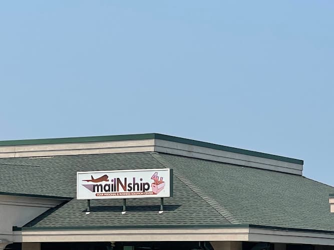 Mail-N-Ship 4U Logo