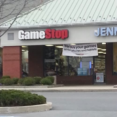 GameStop logo
