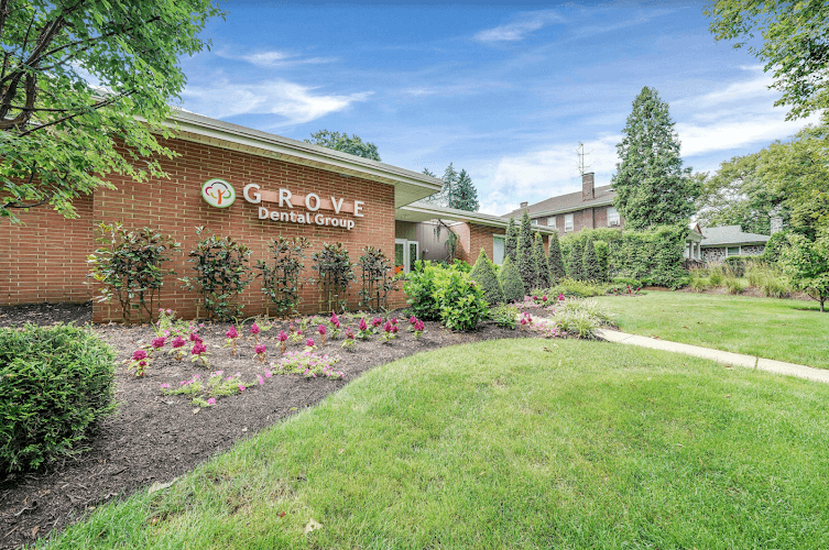 Grove Dental Group logo