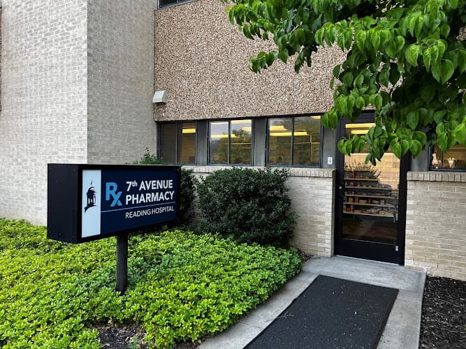 Reading Hospital 7th Avenue Pharmacy logo