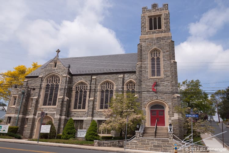 Calvary United Methodist Church logo