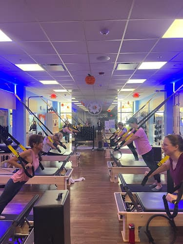 Club Pilates logo