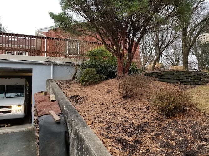 James T Clark Remodeling logo