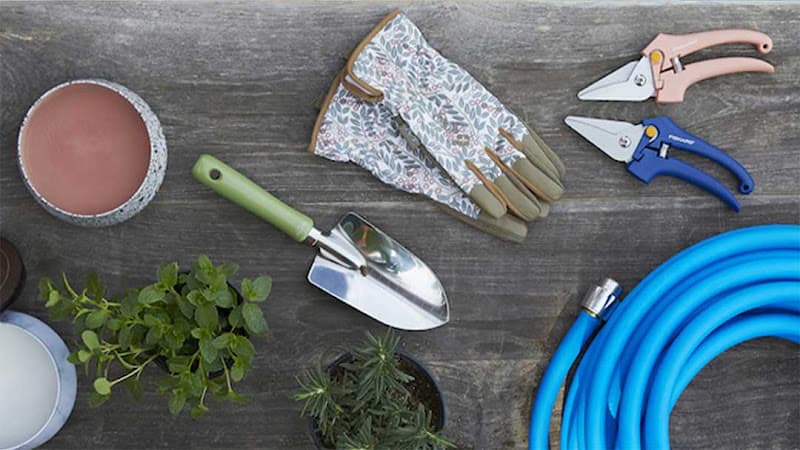 Walmart Patio & Garden Services Logo