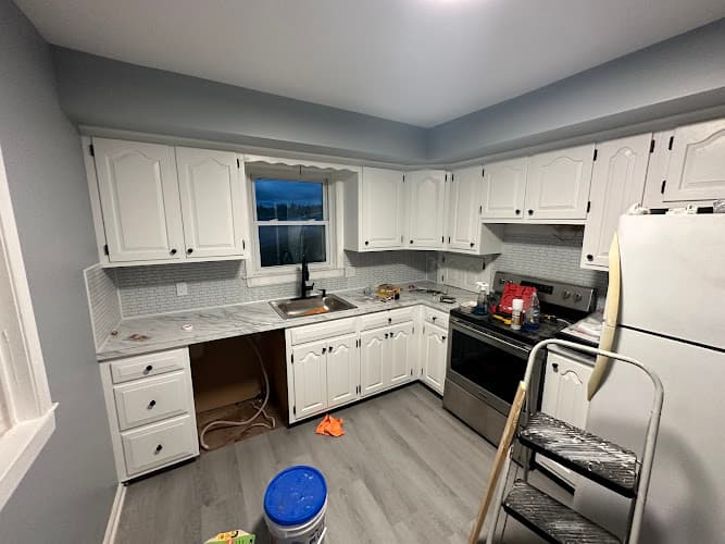 CS Contracting Home Remodel and Repair logo