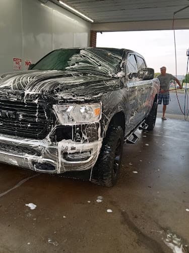 Big Spring Carwash logo