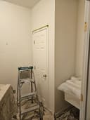 Neighbor Bob's Residential Painting logo