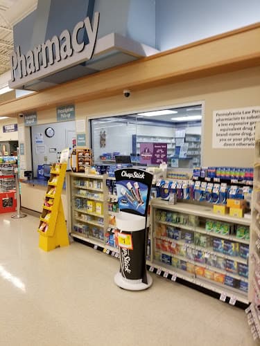 GIANT Pharmacy