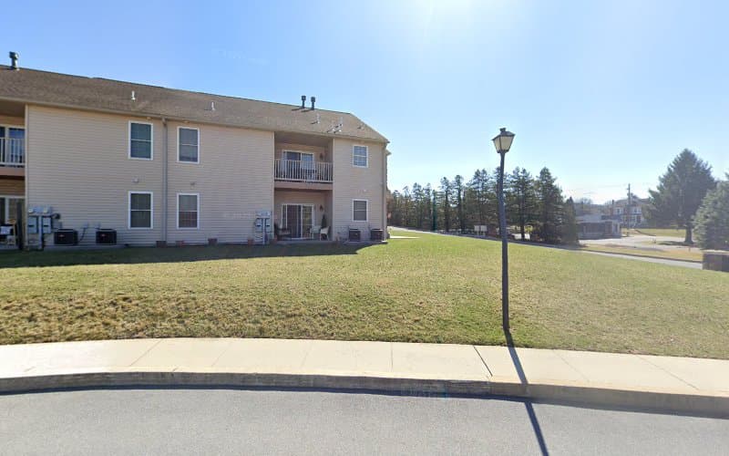 Sinking Spring Apartments logo