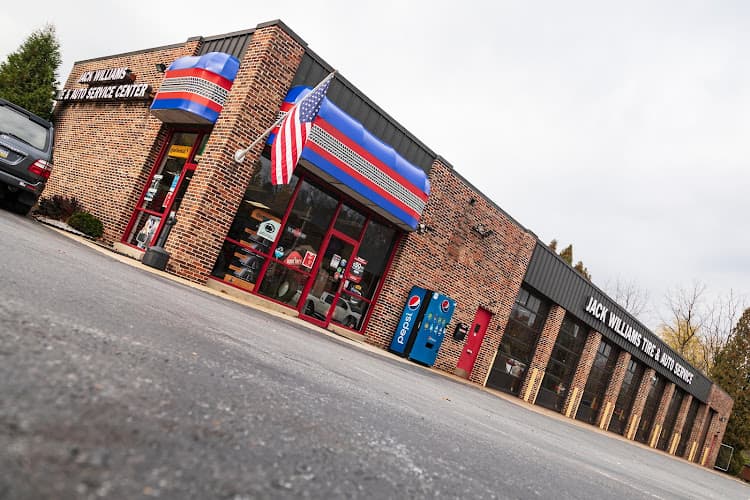 Jack Williams Tire & Auto Service Centers logo