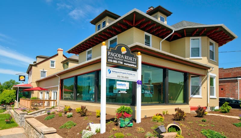 Pagoda Realty logo