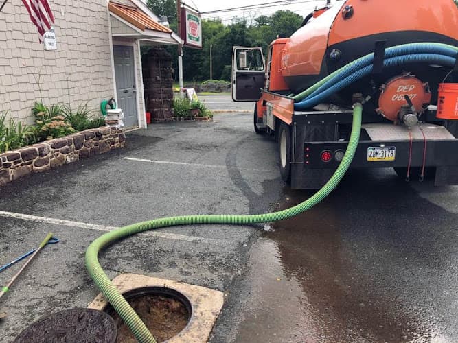 Scott Bailey's Berks Septic Service Logo