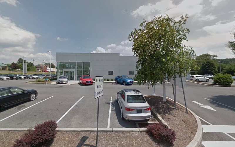 Garnet Volkswagen of Reading Parts and Service logo