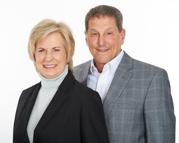 The Chris Werner Team - Real Estate Sales with REMAX of Reading Logo