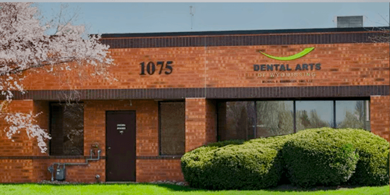 Dental Arts of Wyomissing logo