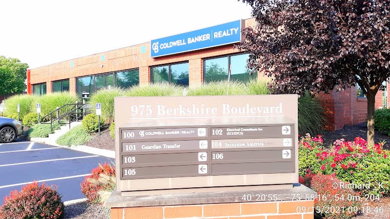 Coldwell Banker Realty - Wyomissing Logo