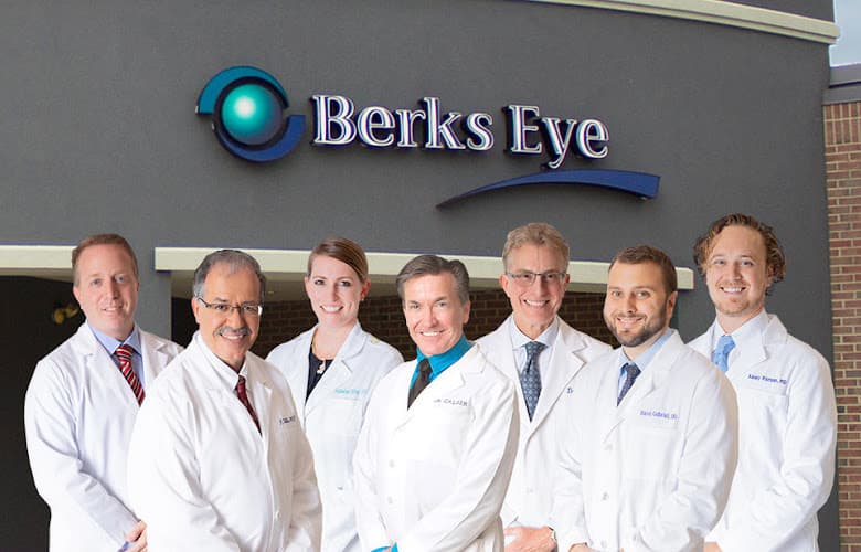 Dr. Domenic C. Izzo Jr logo