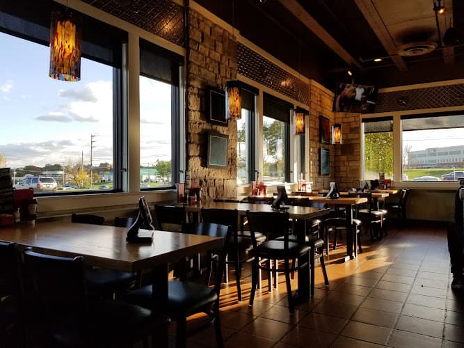 Chili's Grill & Bar logo